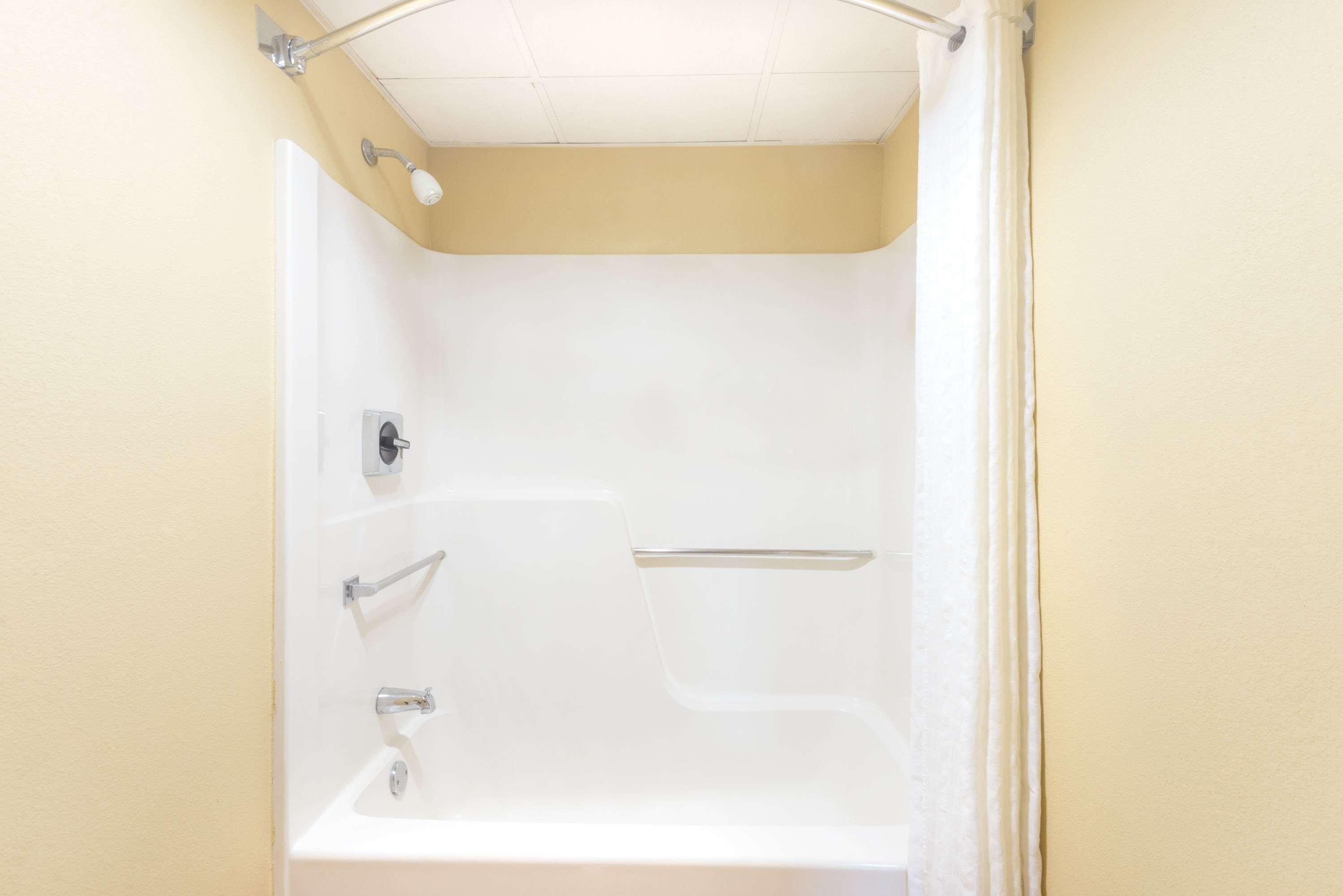 Days Inn By Wyndham Hagerstown I-70 Esterno foto