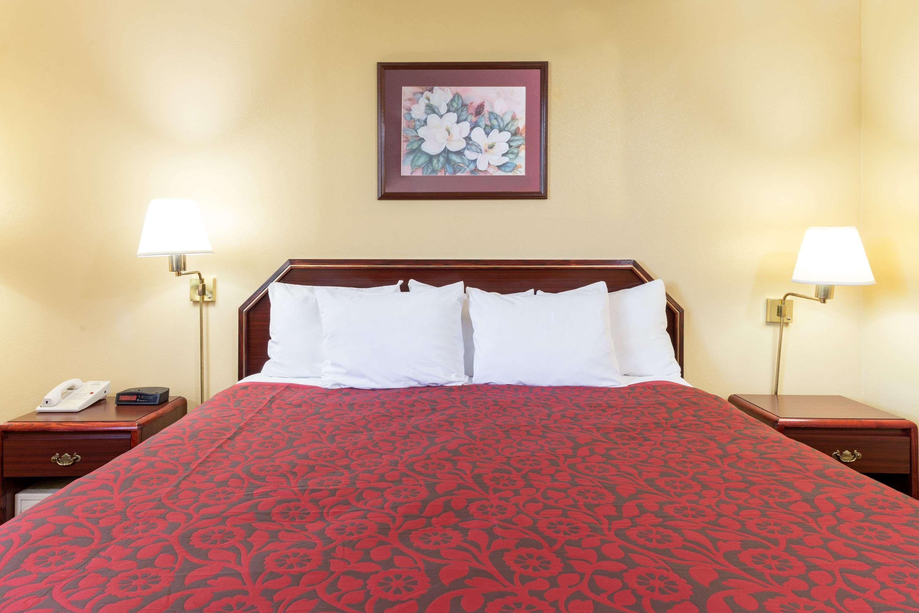 Days Inn By Wyndham Hagerstown I-70 Esterno foto