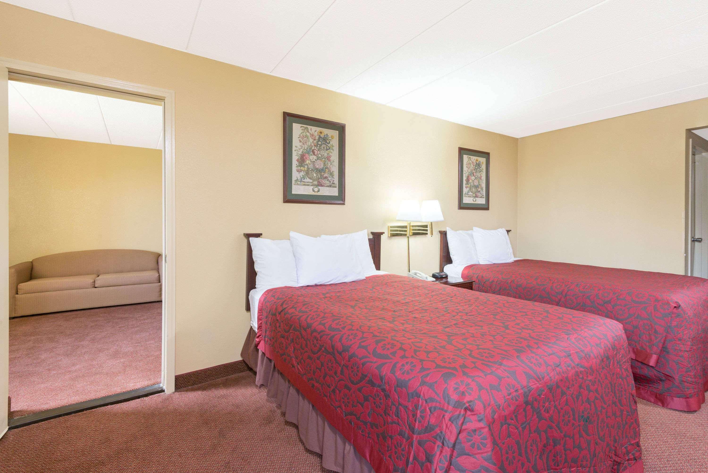 Days Inn By Wyndham Hagerstown I-70 Esterno foto
