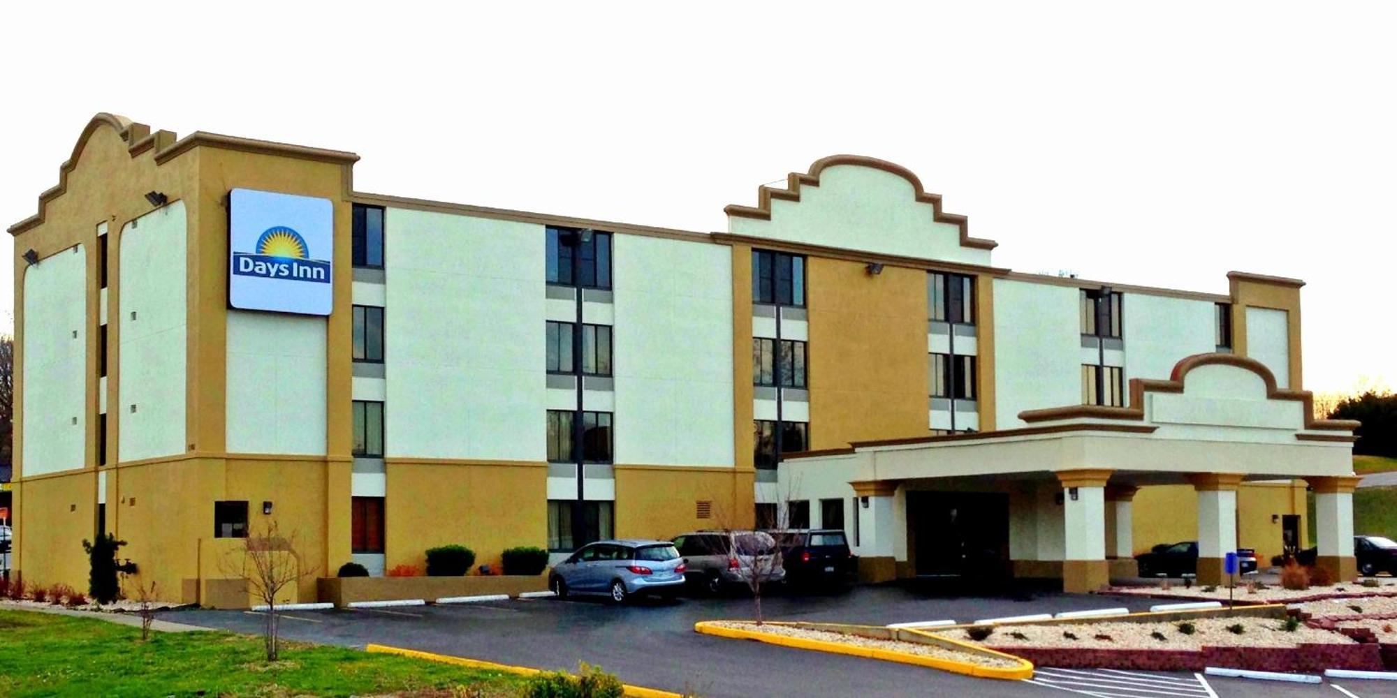 Days Inn By Wyndham Hagerstown I-70 Esterno foto